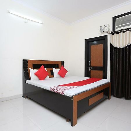 Oyo 40446 Yas Residency Aligarh Exterior photo