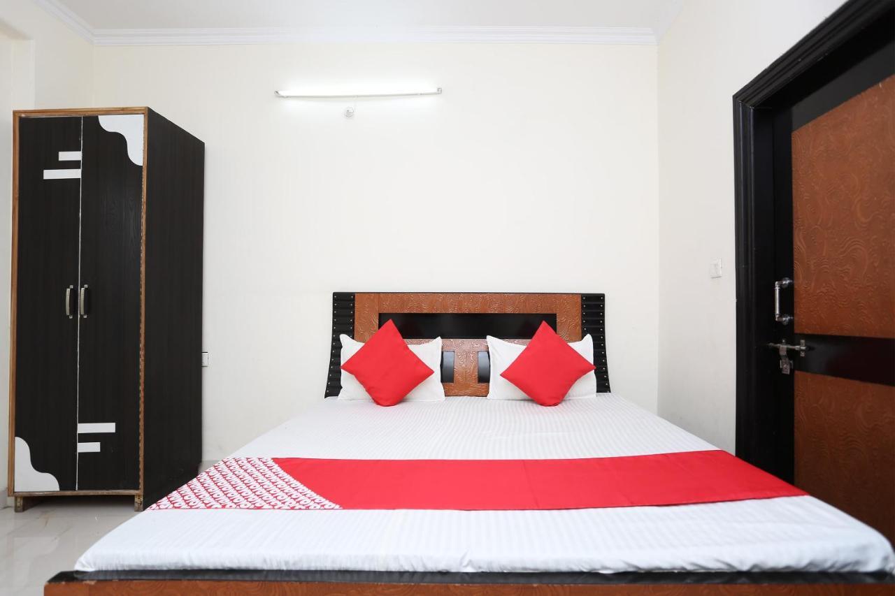 Oyo 40446 Yas Residency Aligarh Exterior photo