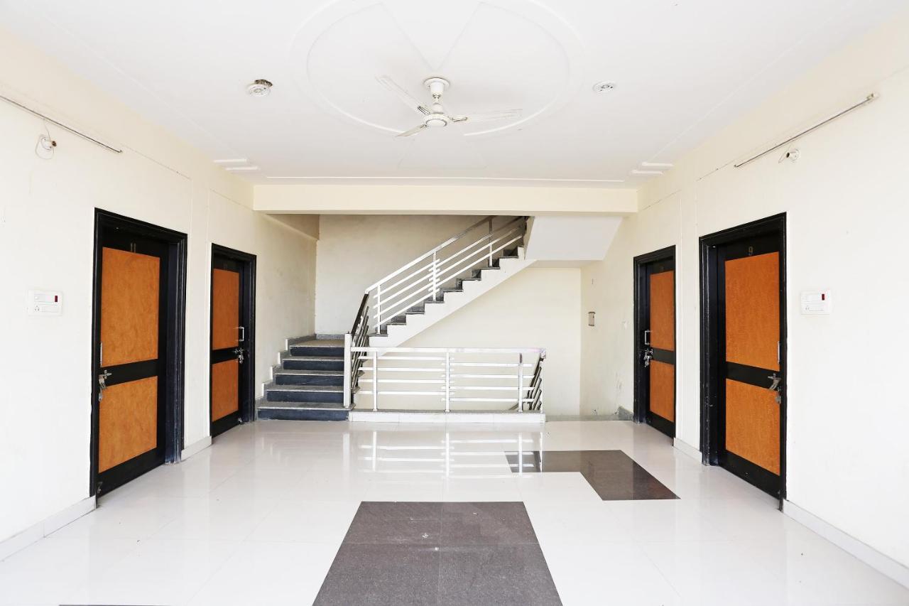 Oyo 40446 Yas Residency Aligarh Exterior photo