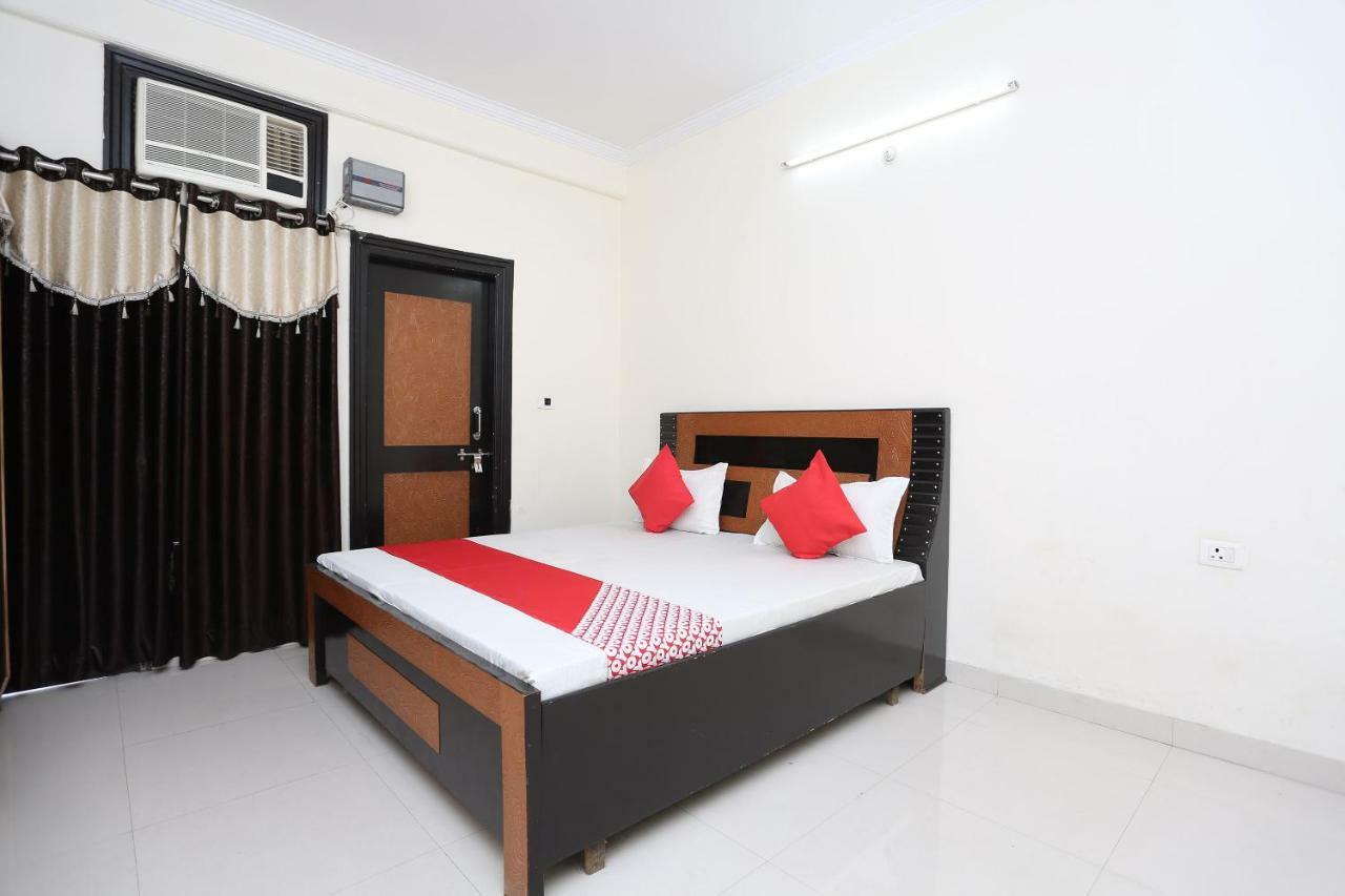 Oyo 40446 Yas Residency Aligarh Exterior photo