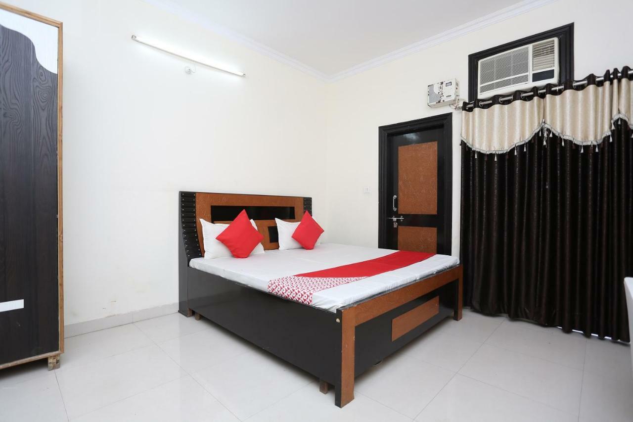 Oyo 40446 Yas Residency Aligarh Exterior photo