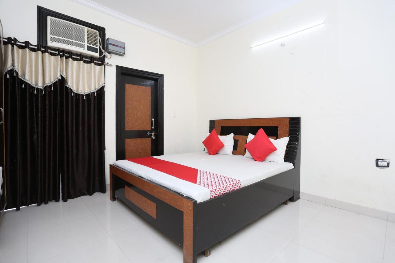 Oyo 40446 Yas Residency Aligarh Exterior photo