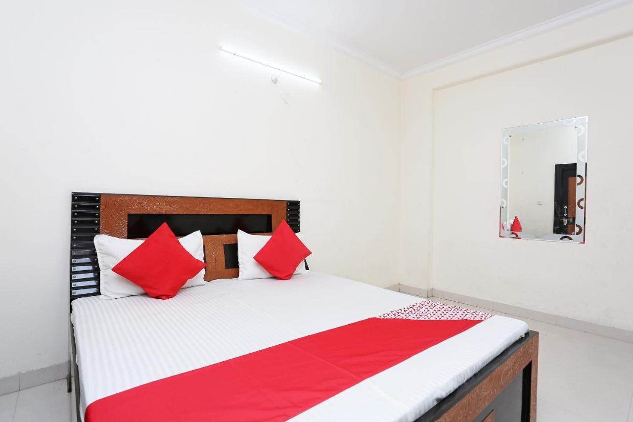 Oyo 40446 Yas Residency Aligarh Exterior photo
