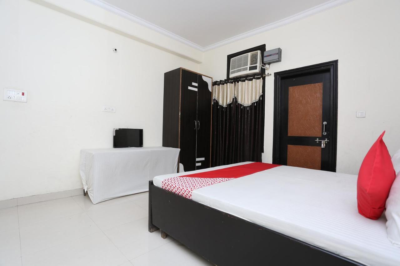 Oyo 40446 Yas Residency Aligarh Exterior photo